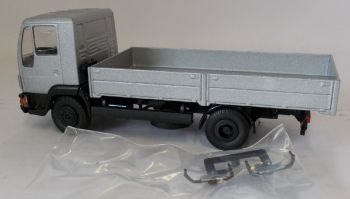 CON6036/03 - MAN L 2000 4X2 gris argent porteur plateau