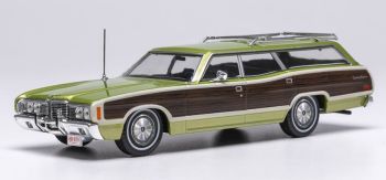 IXOCLC608N.22 - FORD LTD Couttry Squire 1972 Vert clair