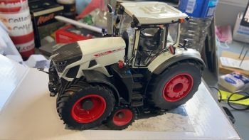 CW0185 - FENDT 942 Vario – Blanc
