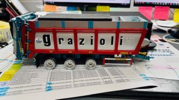 CW0256 - Epandeur à fumier GRAZIOLI BS 340/3 Genius 750