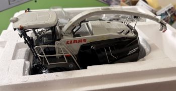 CW0325 - Ensileuse CLAAS Jaguar 990 - Black - 30000 e
