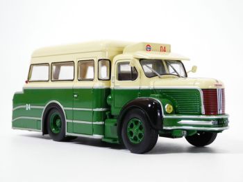 CX233801 - BERLIET GLM10 Dépanneuse avec pneus RATP