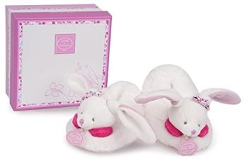 DC2702 - CERISE - Chaussons avec hochet