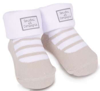 DC2726TAUPEBLANC - Chaussettes de naissance - Taupe avec motif blanc - 0/6 mois