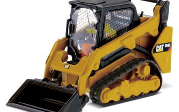 DCM85526 - Chargeuse sur chenille CATERPILLAR 259D avec conducteur et boite métal