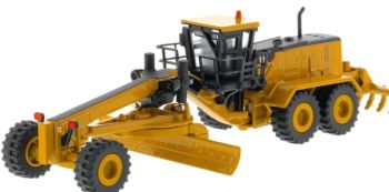 DCM85539 - Niveleuse CATERPILLAR 24M en coffret