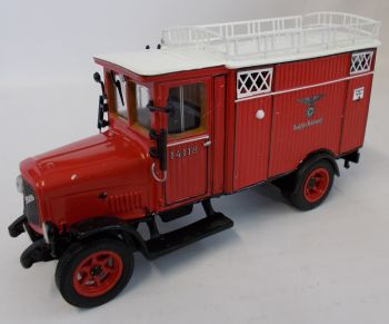 PRX010748 - BERGMANN Fourgon Deutsche Post rouge limité à 1000 exemplaires