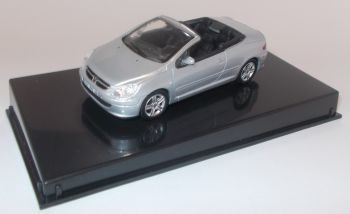 MAGRAN307 - Peugeot 307 cc cabriolet ouvert gris