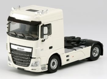 ELI115548 - DAF XF106 Space 4x2 toit bas blanc limité à 200 exemplaires
