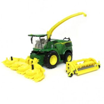 ERT45517 - Ensileuse JOHN DEERE 8600 avec pick-up à herbe et bec à maïs.