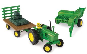 ERT46667 - JOHN DEERE avec petite presse et plateau petites bottes incluses