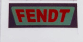 FM00105 - Lot de 2 autocollants FENDT "Vert et rouge"