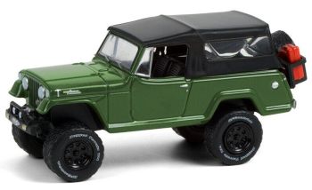 GREEN35190-A - JEEP Jeepster Commando 1968 verte hardtop noir fermé All-Terrain vendue sous blister