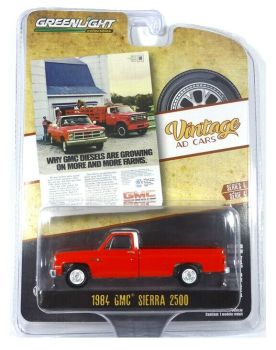 GREEN39060-F - GMC Sierra pick-up 1984 rouge toit blanc Série Vintage AD Car vendu sous blister