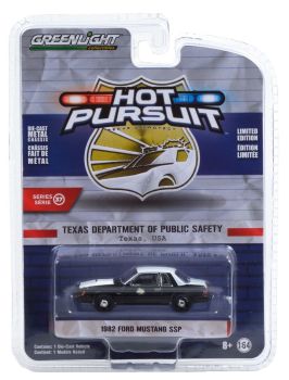 GREEN42950-A - FORD Mustang SSP 1982 noire et blanche Texas Department Of Public Safety Série The Hot Poursuit vendue sous blister