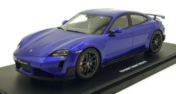 GT520 - PORSCHE Taycan Turbo 2023 Violet métallique