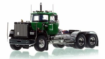 HHR138B-2 - MACK Superliner avec Essieux Tandem Vert