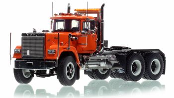 HHR138G-1 - MACK Superliner Heavy Spec avec essieux tamdem Orange