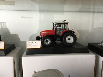 CW0080 - MASSEY FERGUSON 8220 roues larges