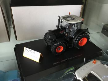 CW0034 - CLAAS 550 arion Noir
