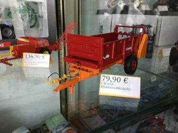 CW0096 - Épandeur BRIMONT