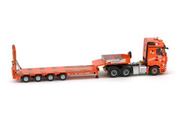 IMC32-0011 - MERCEDES Actros 6x4 avec remorque porte engin 4 essieux GOLDHOFER de la société SENN AG