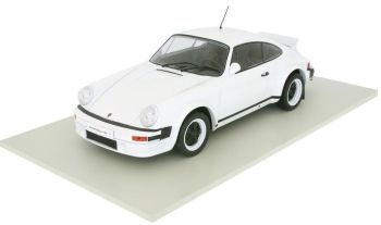 IXO18CMC007 - PORSCHE 911 1982 blanche