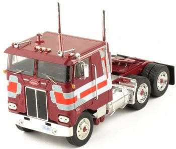 IXOTR024 - PETERBILT 352 6x4 Pacemaker 1979