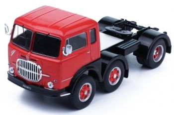 IXOTR027 - FIAT 690 TI 1961 cabine rouge chassis noir