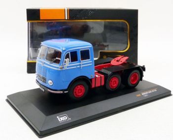 IXOTR006 - MERCEDES BENZ LPS 333 6x2 1960 bleu