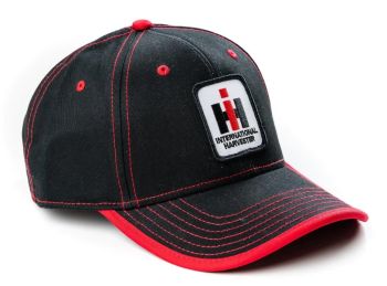 IHRA65 - Casquette INTERNATIONAL noir avec couture rouge