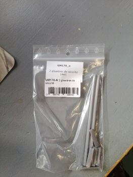 UM170-A - 2 glissières de sécurité