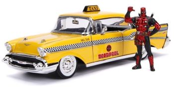 JAD30290 - CHEVROLET Chevy Bel Air 1957 taxi de Deadpool avec figurine incluse