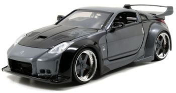 JAD97172 - NISSAN 350Z 2003 grise capot noir de D.K Fast And Furious