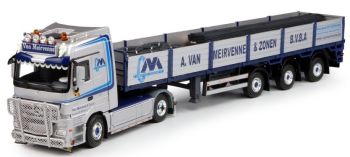 TEK65007 - MERCEDES BENZ Actros LH 4x2 avec semi plateau à ridelles 3 essieux et son chargement