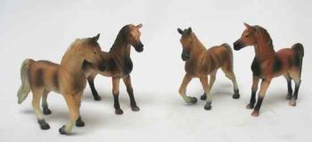 KID570013 - Lot de 4 Chevaux Debout