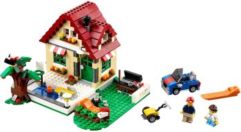 LEG31038 - Maison 3 en 1 Changement de saison - 536 Pièces
