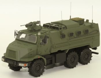 MFT48623V - HIGUAR véhicule blindé transport de troupes kaki