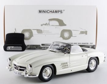 MNC180039034 - MERCEDES BENZ 300 SL Roadster 1957 cabriolet blanc capote retirable