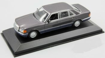 MXC940039301 - MERCEDES BENZ 560SEL 1990 violet métallisée foncée