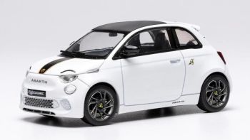 IXOMOC345 - FIAT 500e Abarth 2024 Blanc