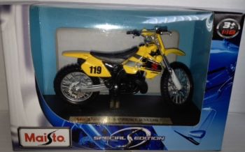 MST18-SUZ-RM250-GE - SUZUKI RM250  jaune