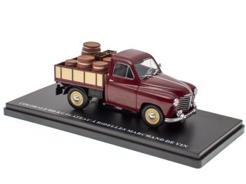 G111N060 - RENAULT Colorale 800kg Plateau à ridelles Marchand de Vin 1952