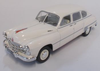 NASP107 - GAZ 12 Zim crème défaut de peinture sur le toit