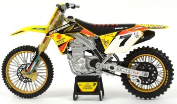 NEW49483 - SUZUKI 450 RMZ – James STEWART – Team SUZUKI Factory Racing