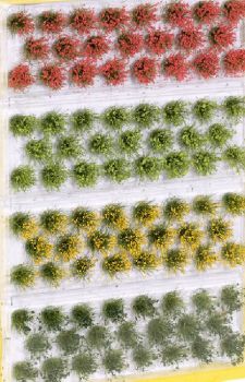 NOC07010 - Lot de 92 touffres d'herbes fleuries hauteur 12 mm