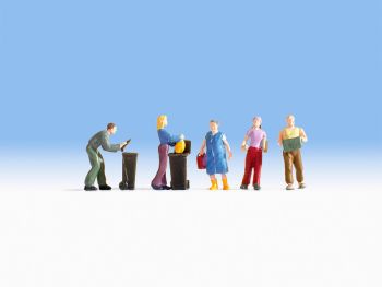 NOC15101 - Personnages travaux domestiques