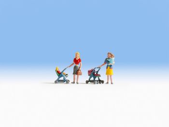 NOC15820 - Mamans avec bébés et poussettes