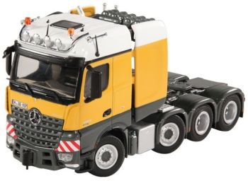 NZG937/60 - MERCEDES BENZ Arocs 8x4 Big Space SLT jaune RAL 1007