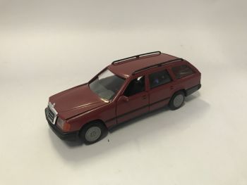 OCCON1503ROUGE - Occasion -  MERCEDES-BENZ Break rouge